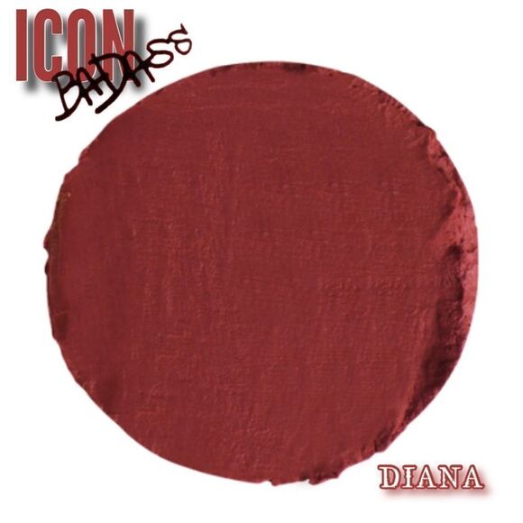 UOMA Beauty Icon Badass Matte Lipstick (Diana) - Picture 4 of 6